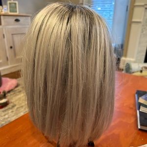 Estetica Wig in Icy Shadow